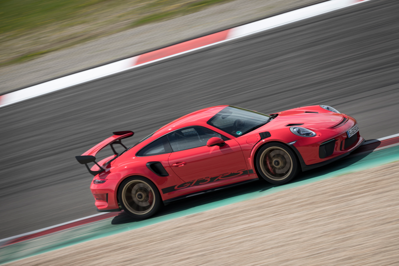 Illustration for article titled The 2019 Porsche GT3 RS Is The Exception To The Rules Of Physics